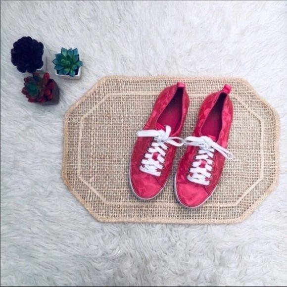 Coach Logo Suzzy Sneakers Hot Pink - Picture 1 of 13